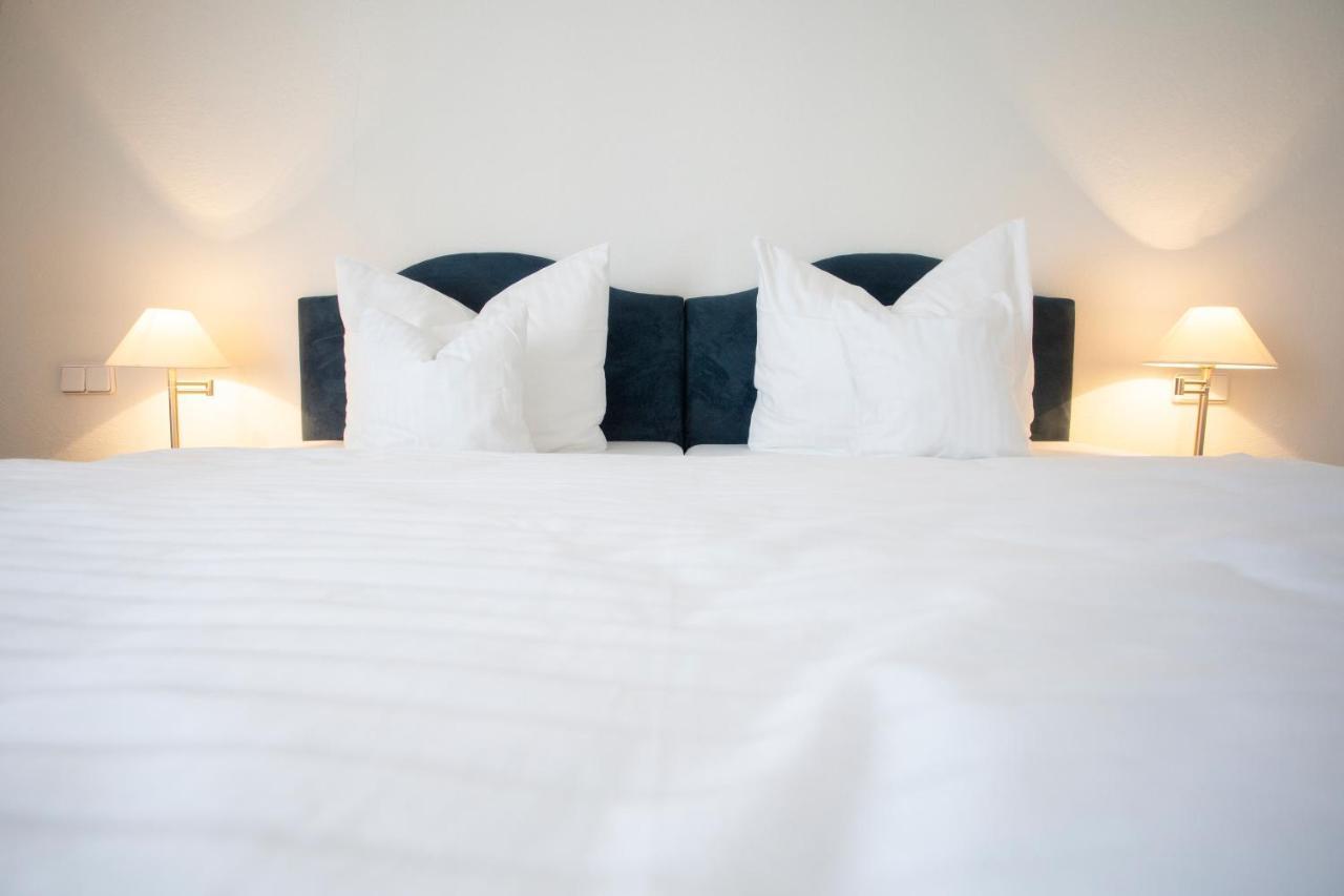 Hotel Zur Post บรีโลน ภายนอก รูปภาพ