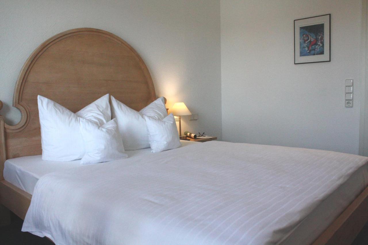 Hotel Zur Post บรีโลน ภายนอก รูปภาพ
