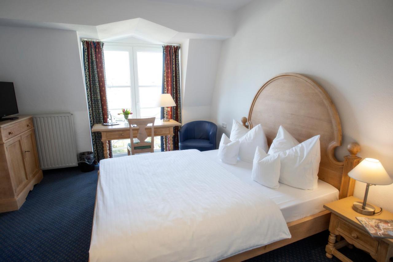 Hotel Zur Post บรีโลน ภายนอก รูปภาพ