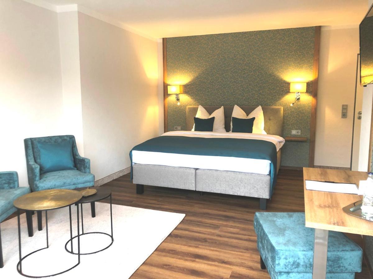 Hotel Zur Post บรีโลน ภายนอก รูปภาพ