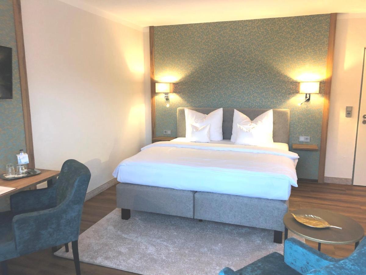 Hotel Zur Post บรีโลน ภายนอก รูปภาพ